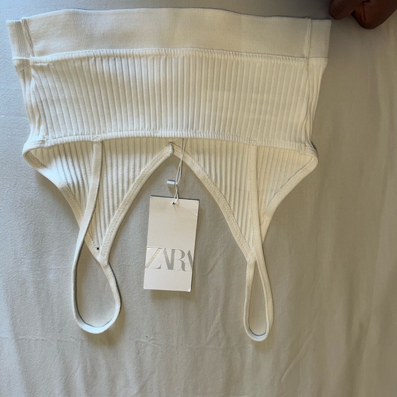 Zara Rib Crop Top - Picture 3 of 5